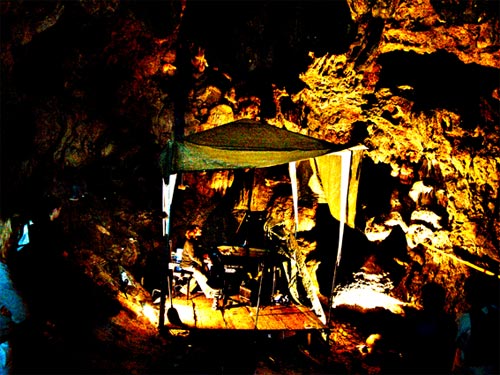Un pianista nella grotta