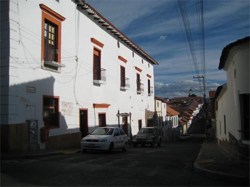 Sucre è città universitaria. Capitale della Bolivia assieme a La Paz.