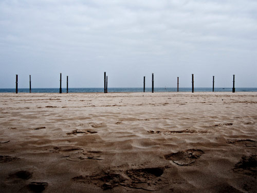 Vado al mare per non sentire il rumore di fondo di questa Italia.