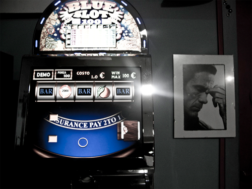 Slot Machine: Un'allarme sociale Slot Machine: Un'allarme sociale