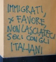 Agli immigrati a Lampedusa